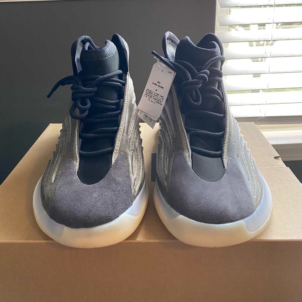 SOLD - Picture 4 of 7